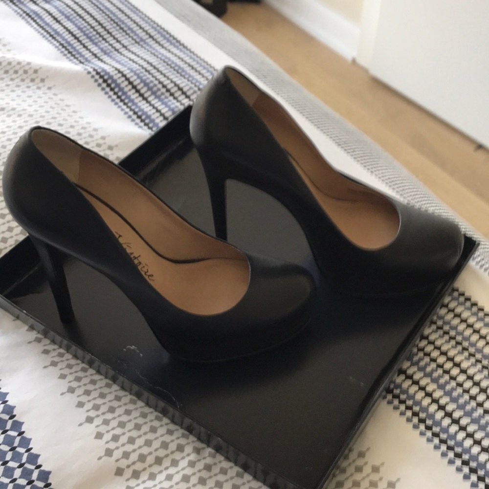 Pour la victoire heels